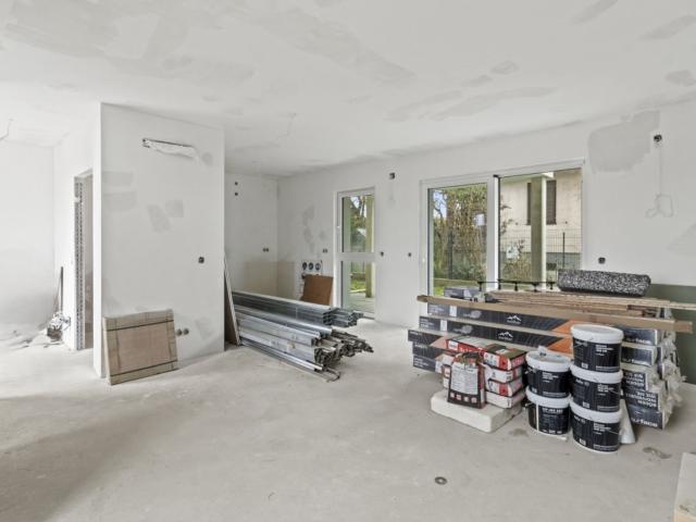 Top Reihenhaus mit Sonniger Terrasse, Balkon & Wohnkeller