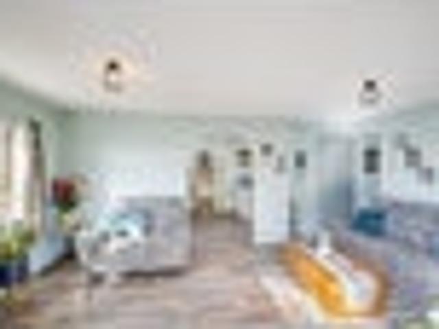 Top Taradale Townhouse