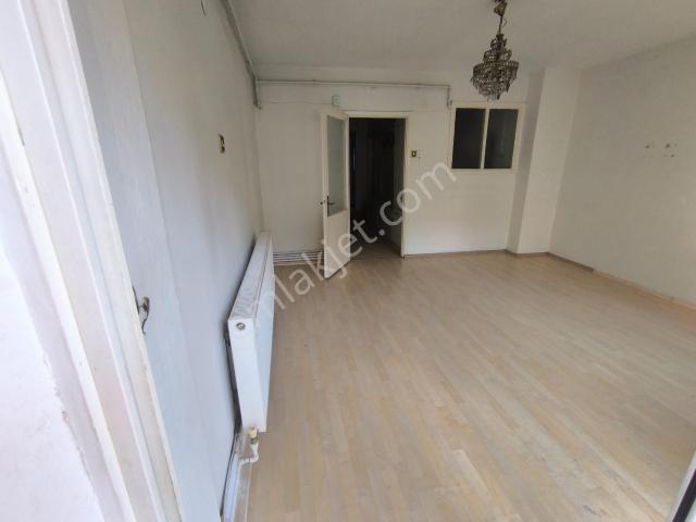 topçu Asım Mahallesi ✅2+1 90 M2 5 Katlının 2 Katı ❇️kombi Dogalgazlı