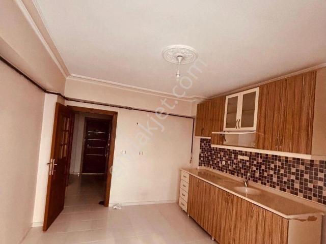 Topçu Mah.de 3+1 Kiralık Daire