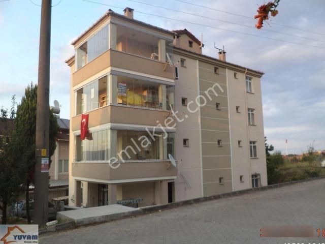 Topçularda 2.kat 3+1 Kiralık Kombili Daire
