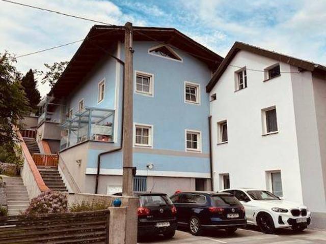 Top Zinshaus mitten in Gmunden!