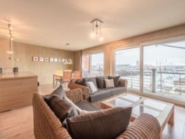 Topappartement met prachtig zicht op de jachthaven en met.