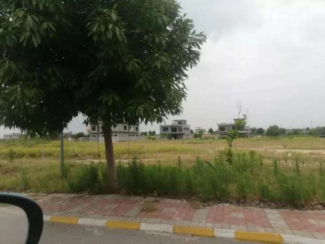 Topcity Block C 1 Kanal Plot Near Kashmir Highway For Sale. Islamabad Top City 1 ID 34974