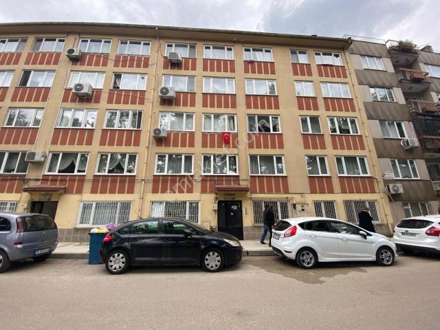 Tophane Ortapazar Cadde Üstünde Kiralık Daire