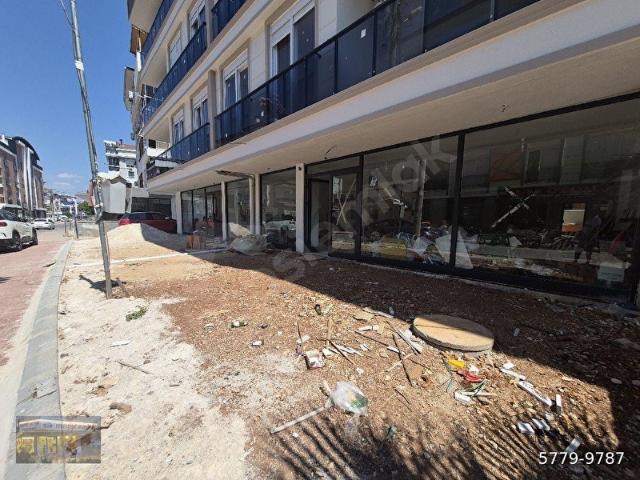 TOPLAM 400M2 KİRALIK DÜKKAN.ANTALYA MERKEZDE