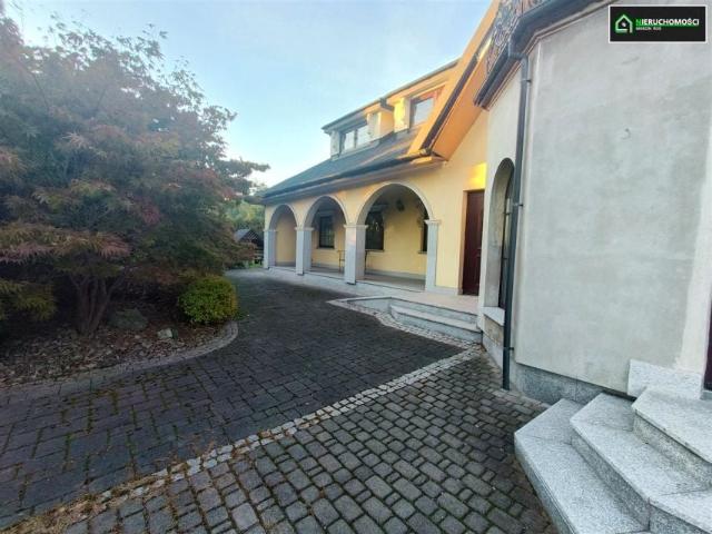 Topolowa 608,80 m², Świerklany