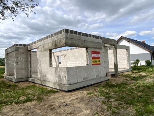 Topolowa 153 m², Ochodza