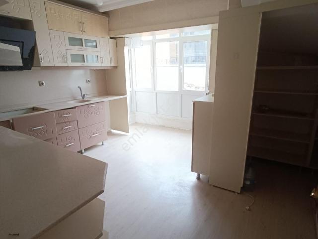 Toprak Emlak'tan Ank Keçiören Baglarbaşı Mah De 2+1 110 M2 Daire