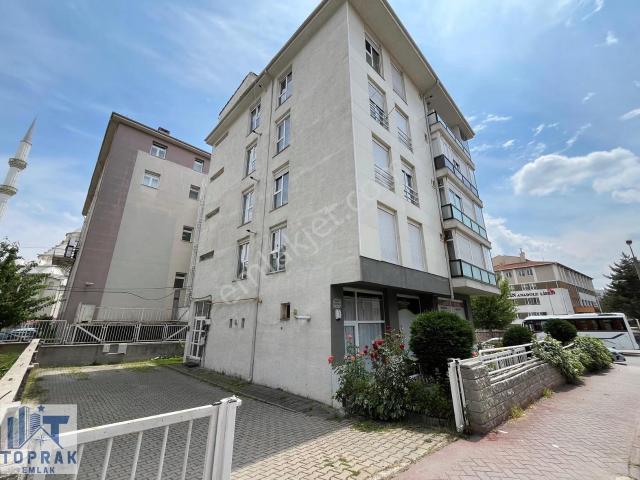 Toprak Emlak'tan Uluönder Mh / Asansörlü Binada / Kiralık 1+1