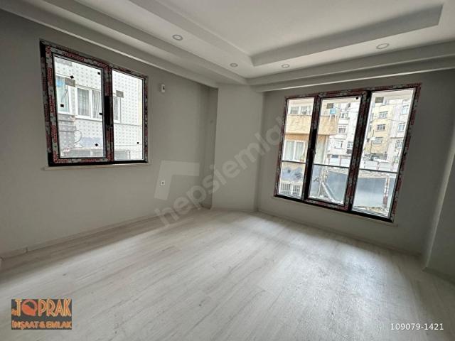 TOPRAK İNŞAAT & EMLAKTAN YEŞİLTEPE MAH.DE SATILIK FIRSAT DAİRE!