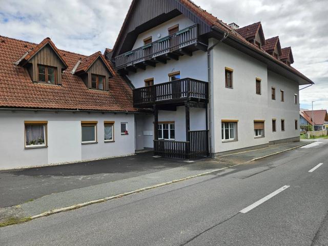 Topsanierte 2 Zimmer Wohnung mitten im Zentrum von St. Stefan !