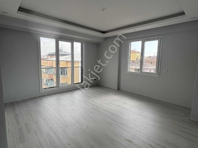Topselvi De Satılık 2+1