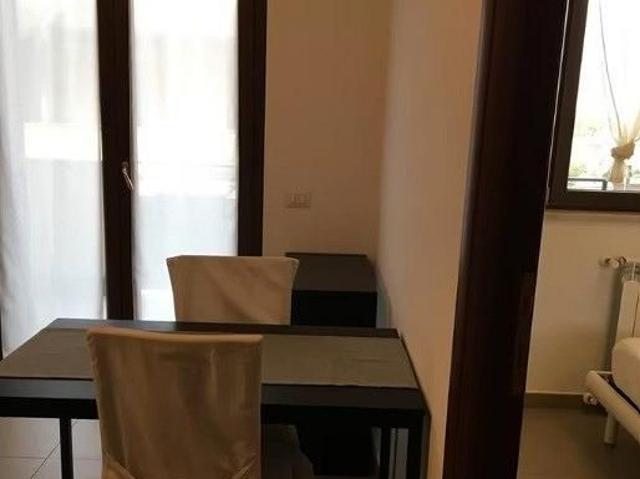 Tor vergata bilocale con balcone e posto auto