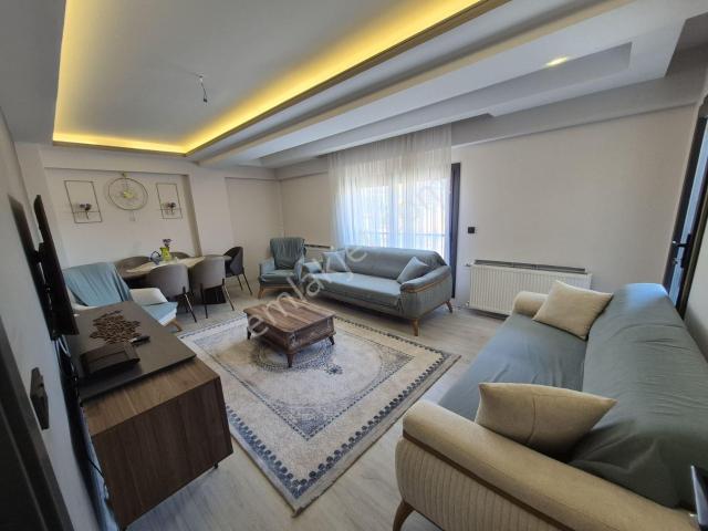 Torbalı 7 Eylül Mahallesinde Fırsat Ana Cadde Yakını Teraslı 6+1