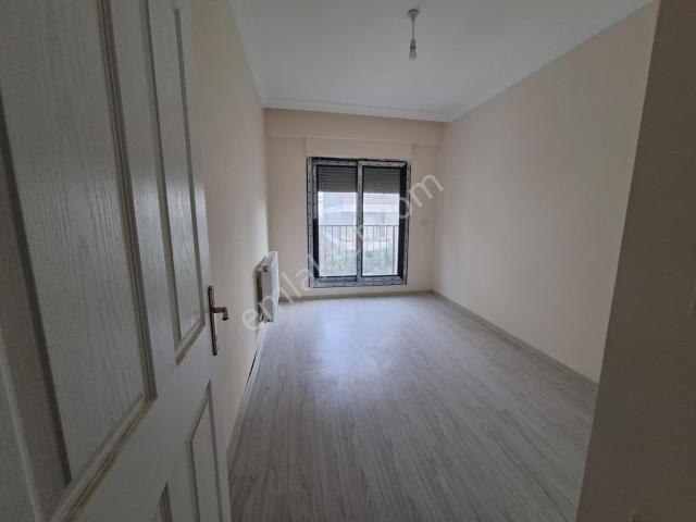 Torbalı Batı Gayrimenkul Den Satılık 1+1