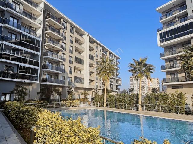 Torbalı Da İzban Yakını Havuzlu Sitede Kiralık 1+1 Daire