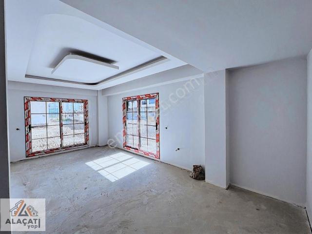 Torbalı Kipa Arkası 2+1 Site İçi Bahçe Katı Satılık Lüks Daire