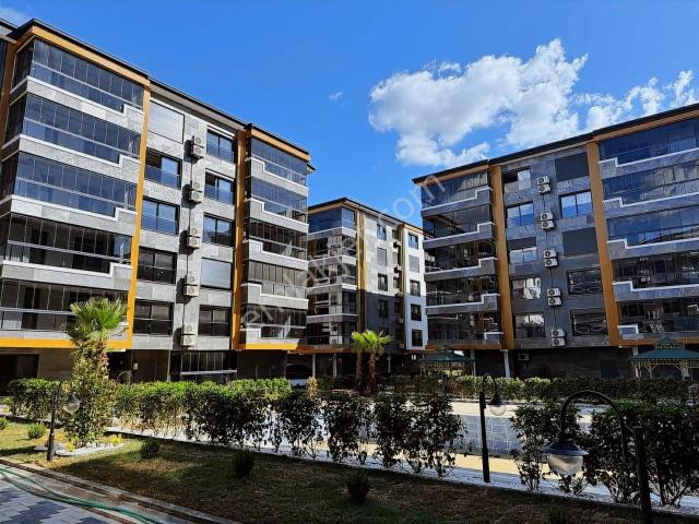Torbalının En Prestijli Sitesi Havuzlu 3+1
