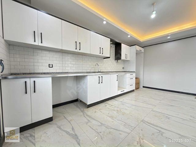 TORBALI DA SATILIK HAVUZLU SİTE İÇİ 2+1 GENİŞ SIFIR DAİRE 105m2
