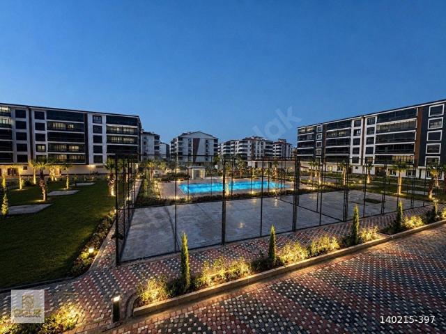 TORBALIDA MODERN MİMARİ HAVUZLU SİTEDE 165m LÜKS 3+1 DAİRE