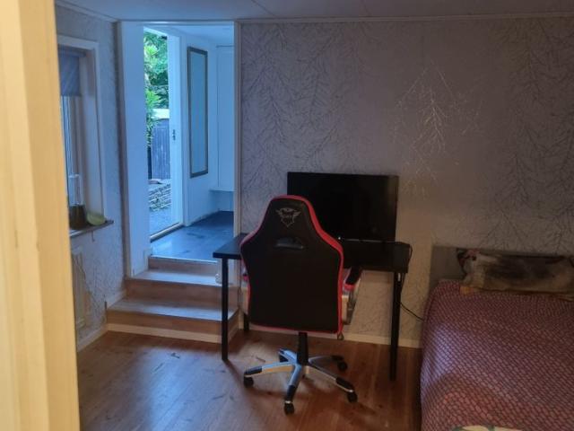 Toredalsvägen, Rönninge