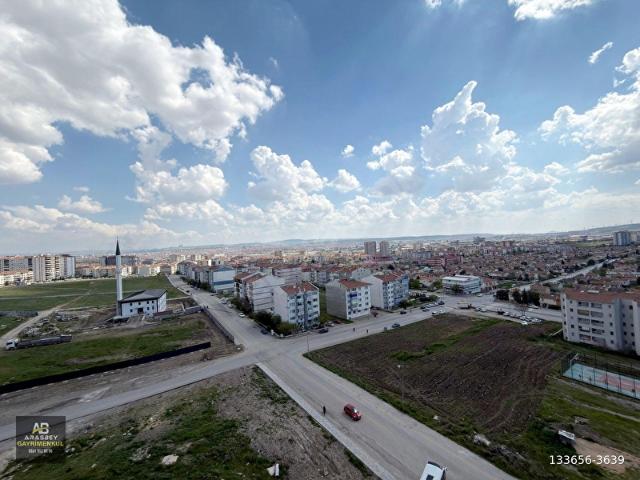 TÖREKENT MEVLANA PARO İNCİ METRO VE HASTANE LOKS.MEGALÜX KÖŞE3+1