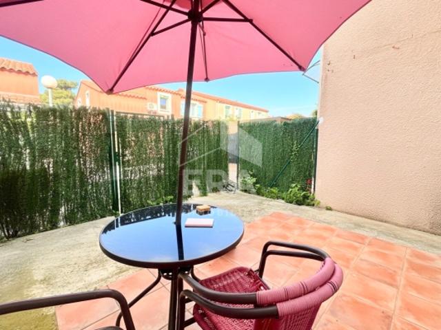 Toreilles: Maison 3 pièces à vendre avec terrasse et stationnement privé