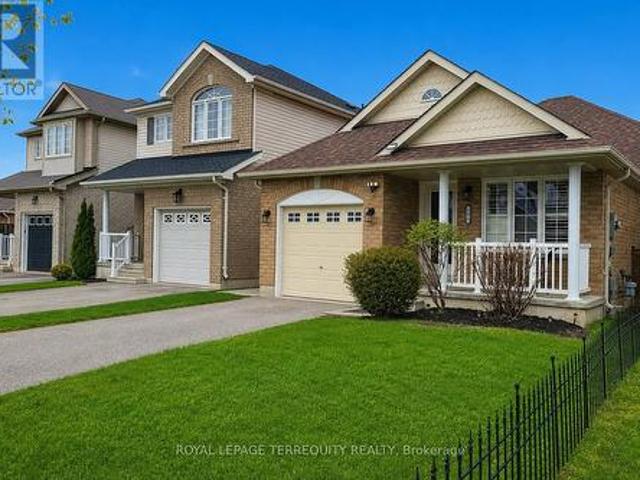 TORONTO, ON, None house for sale | Listing ID E13460 | Royal LePage