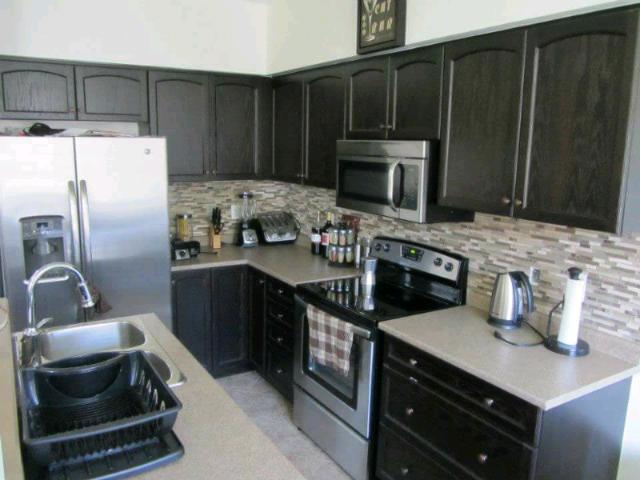 Toronto Furnished Townhouse Rental Spacious 3 Bed, 2.5 Bath with Private Patio and Fireplace in Emry Village