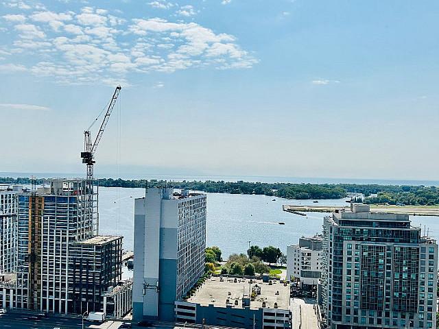 Toronto Living 1 Bdrm 1 Bth Spadina/front