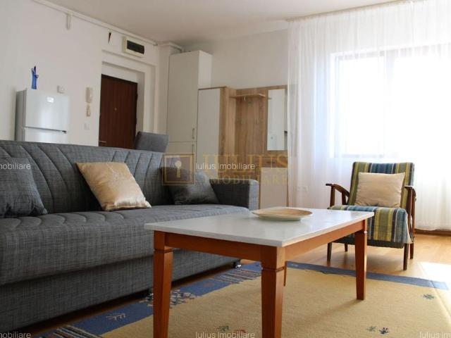 Toronto Residance, 1 camera, spatios, centrala proprie aer conditionat, lift