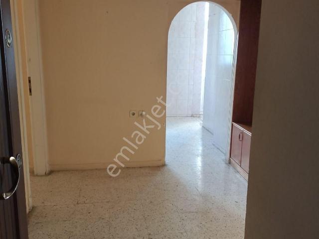 Toros Mahallesinde Kiralık 3+1 Kapalı Mutfak Daire