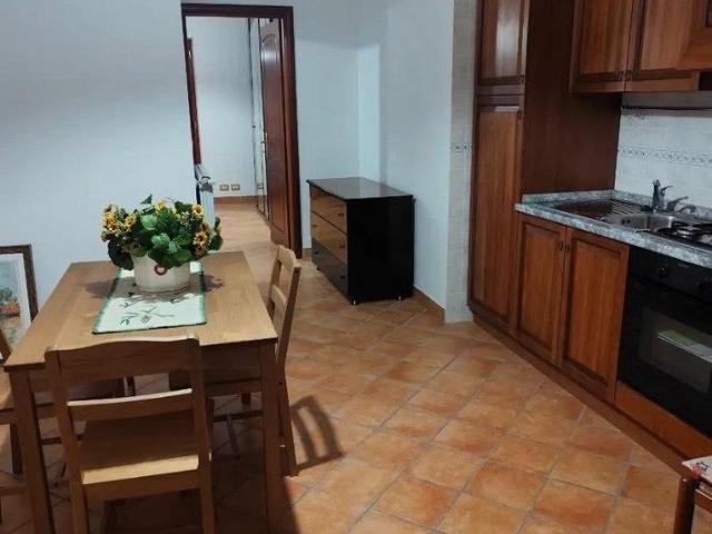 TORRE MAURA TRILOCALE ARREDATO Con TERRAZZO PRIVAT