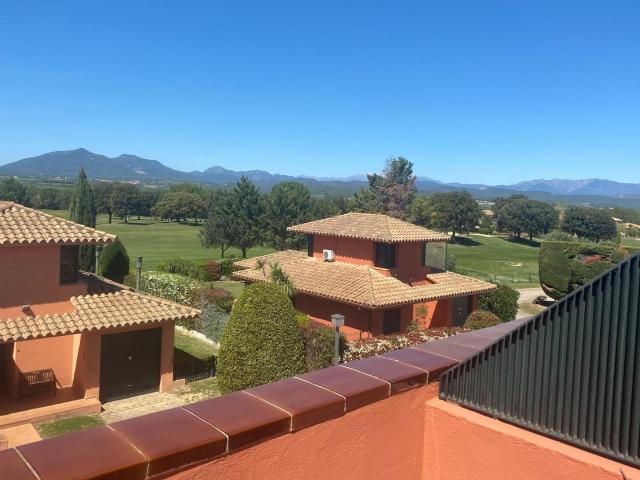 Torremirona Real Estate La inmobiliaria Oficial de TorreMir. 141m² Navata