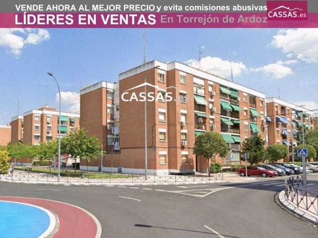 VEREDILLAS. Piso 3 habitaciones con ascensor y terraza