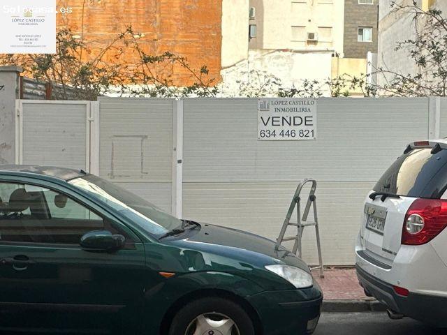 TORREVIEJA SOLAR AL LADO HOTEL MADRID,138 M2, 8 M DE FACHADA, 7 VIVIENDAS