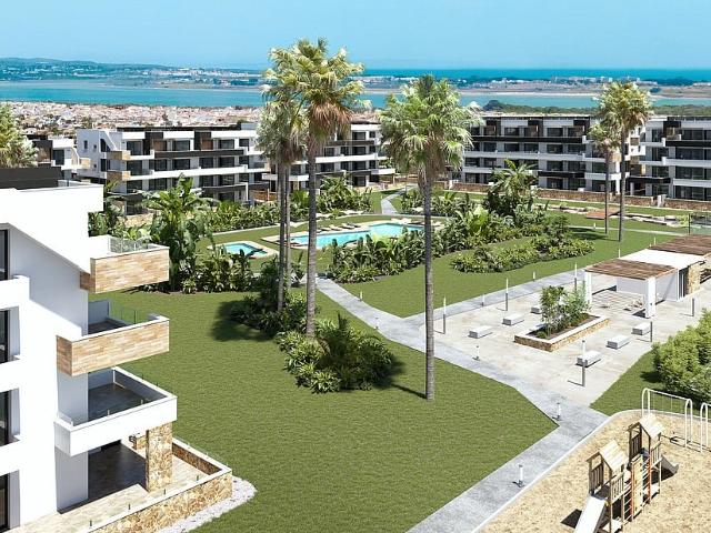 Nowoczesne 2 sypialnie z tarasem i basenem w Torrevieja