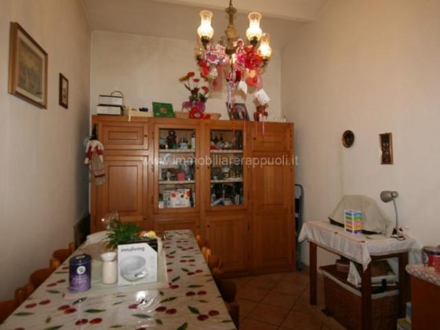 Torrita di Siena è una ridente cittadina della Valdichiana S. 80m² Torrita di Siena