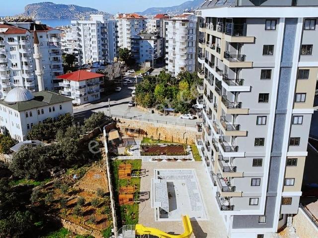 Tosmur Deniz Manzaralı 2+1 Satılık Daire önü Kapanmaz