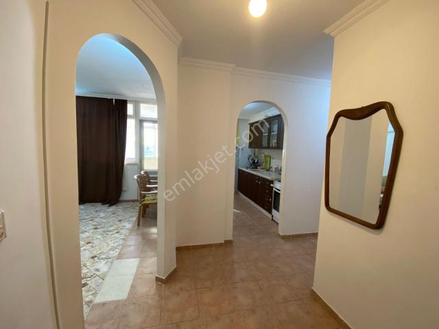 Tosmur Mahallesinde Satılık 2+1 Daire Denize 100 Metre