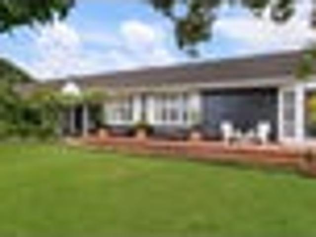 Totara Park, 4 bedrooms, $1000 pw