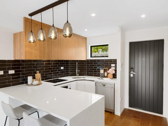 totara vale, 4 bedrooms