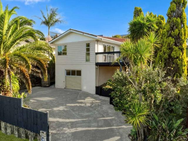 Totara Vale, 4 bedrooms