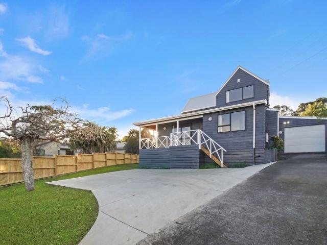 totara vale, 5 bedrooms