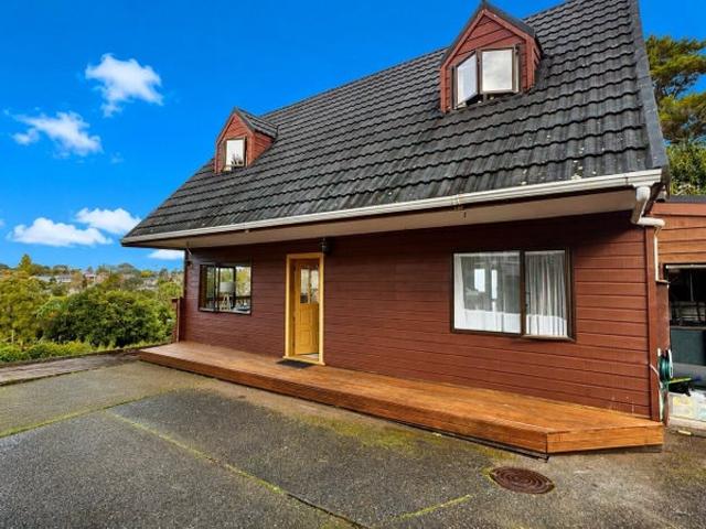 totara vale, 3 bedrooms
