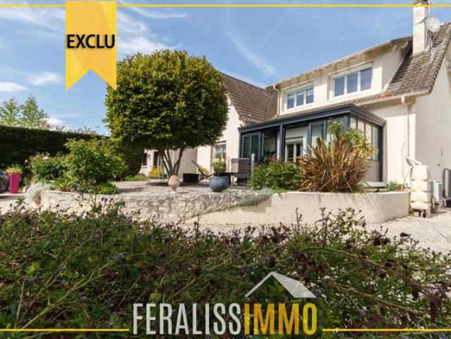 Tout ce dont vous aurez besoin se trouve dans cette maison b