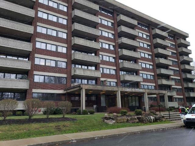TOUT INCLUS, MEUBLÉ, Grand condo 3et1/2 830p.ca à louer, 1748$, St Lambert