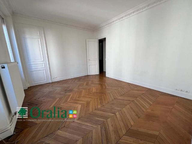 Tout savoir sur cet appartement à Paris 10ème