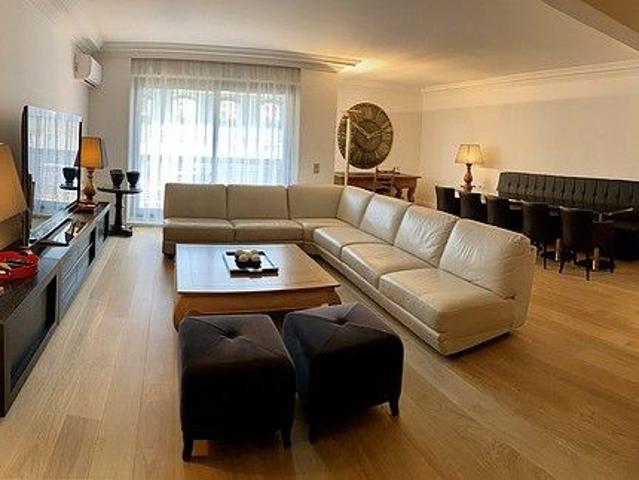 Tout savoir sur cet appartement à Paris 16ème